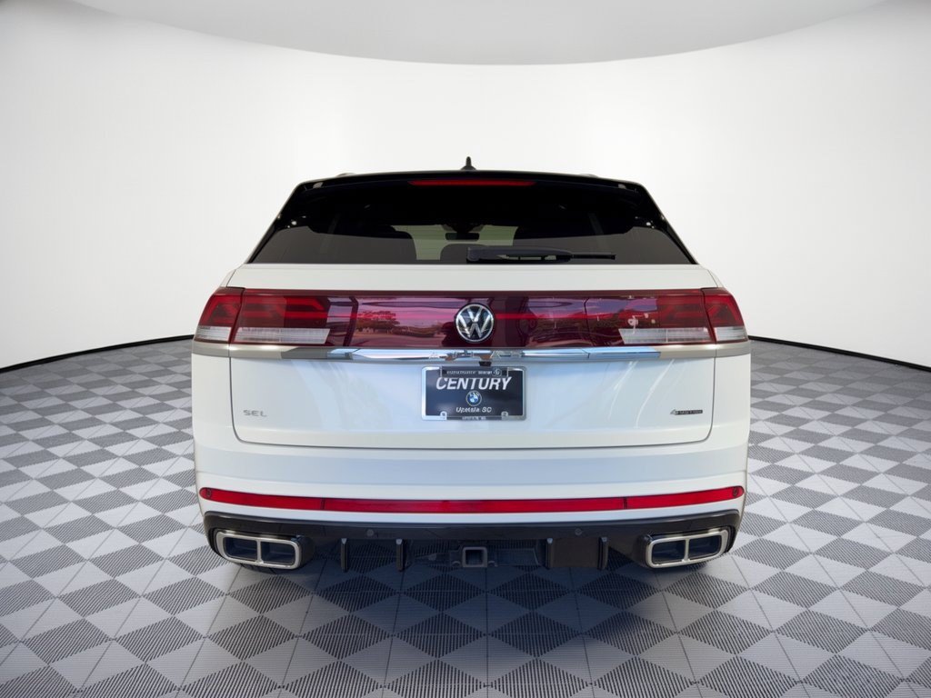 Used 2024 Volkswagen Atlas Cross Sport SEL R-Line AWD/4WD image 11