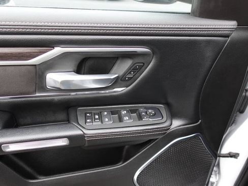 Used 2025 RAM 1500 Laramie w/ Sport Appearance Package AWD/4WD image 18