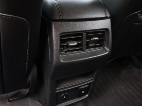 Used 2022 Ford Edge SEL w/ Convenience Package AWD/4WD image 9