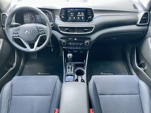 Used 2021 Hyundai Tucson SE FWD image 16