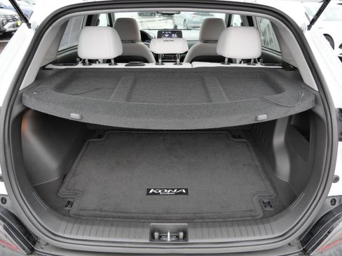 Certified 2022 Hyundai Kona SEL w/ Convenience Package image 18