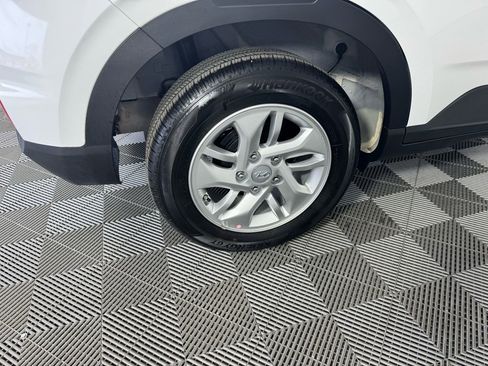 Used 2026 Hyundai Venue SE image 31