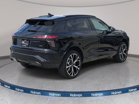 New 2026 Audi Q3 quattro 2.0T AWD/4WD image 5