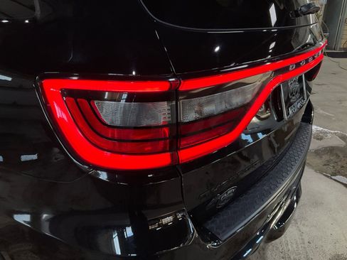 Used 2019 Dodge Durango R/T w/ Technology Group image 25