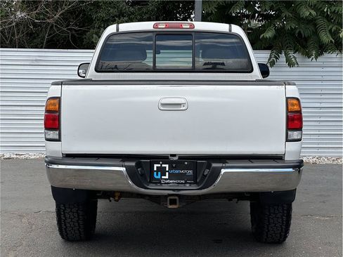 Used 2001 Toyota Tundra Limited w/ Off-Road Pkg AWD/4WD image 11