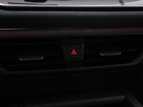 New 2026 Volkswagen Tiguan SE R-Line image 15