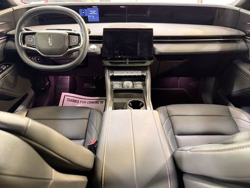 Used 2025 Lincoln Nautilus Premier w/ Jet Appearance Package image 23