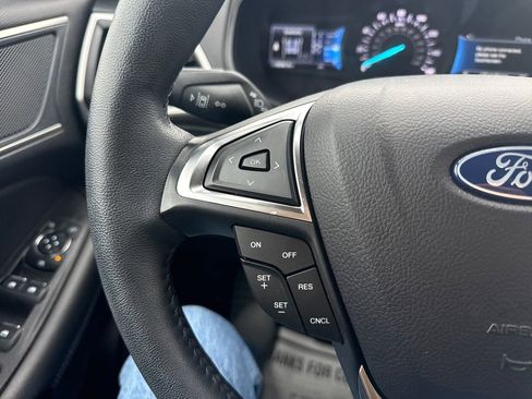 Used 2024 Ford Edge SEL w/ Convenience Package image 32