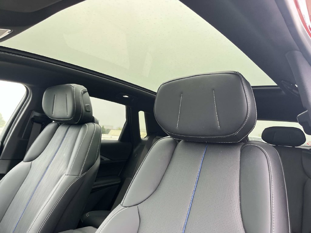 Certified 2024 Cadillac Lyriq Sport RWD image 35