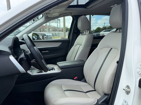 Used 2024 MAZDA CX-90 3.3 Turbo w/ Preferred Package AWD/4WD image 9
