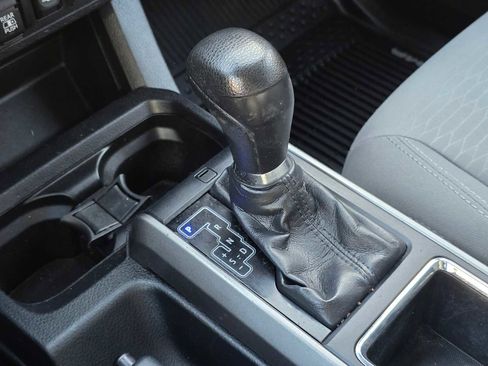 Used 2019 Toyota Tacoma SR5 image 32