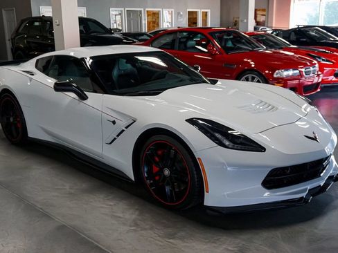 Used 2016 Chevrolet Corvette Stingray Coupe w/ 3LT Preferred Equipment Group RWD image 4