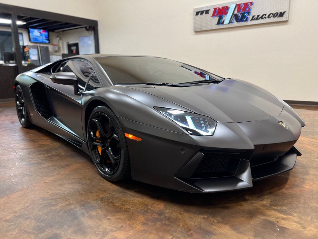 Used 2012 Lamborghini Aventador LP 700-4 AWD/4WD image 3