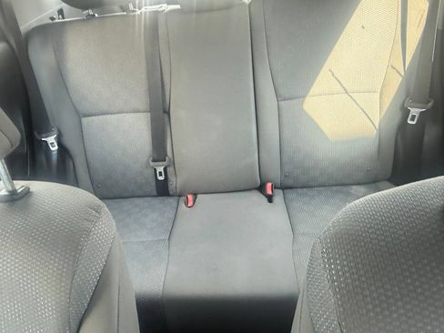 Used 2009 Toyota Matrix FWD image 11