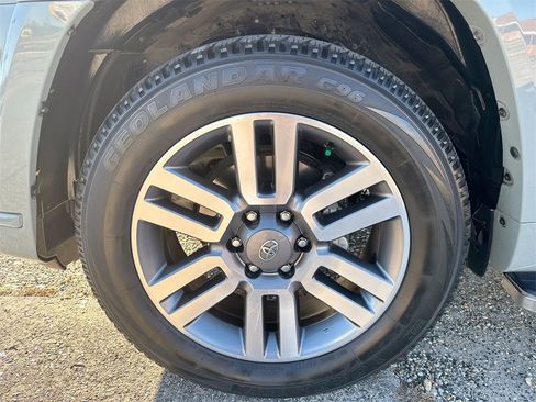 Used 2022 Toyota 4Runner TRD Sport image 12