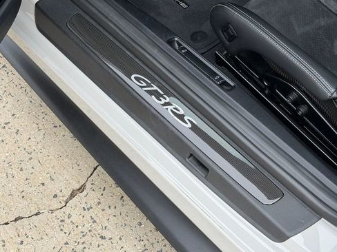 Used 2019 Porsche 911 GT3 RS image 13