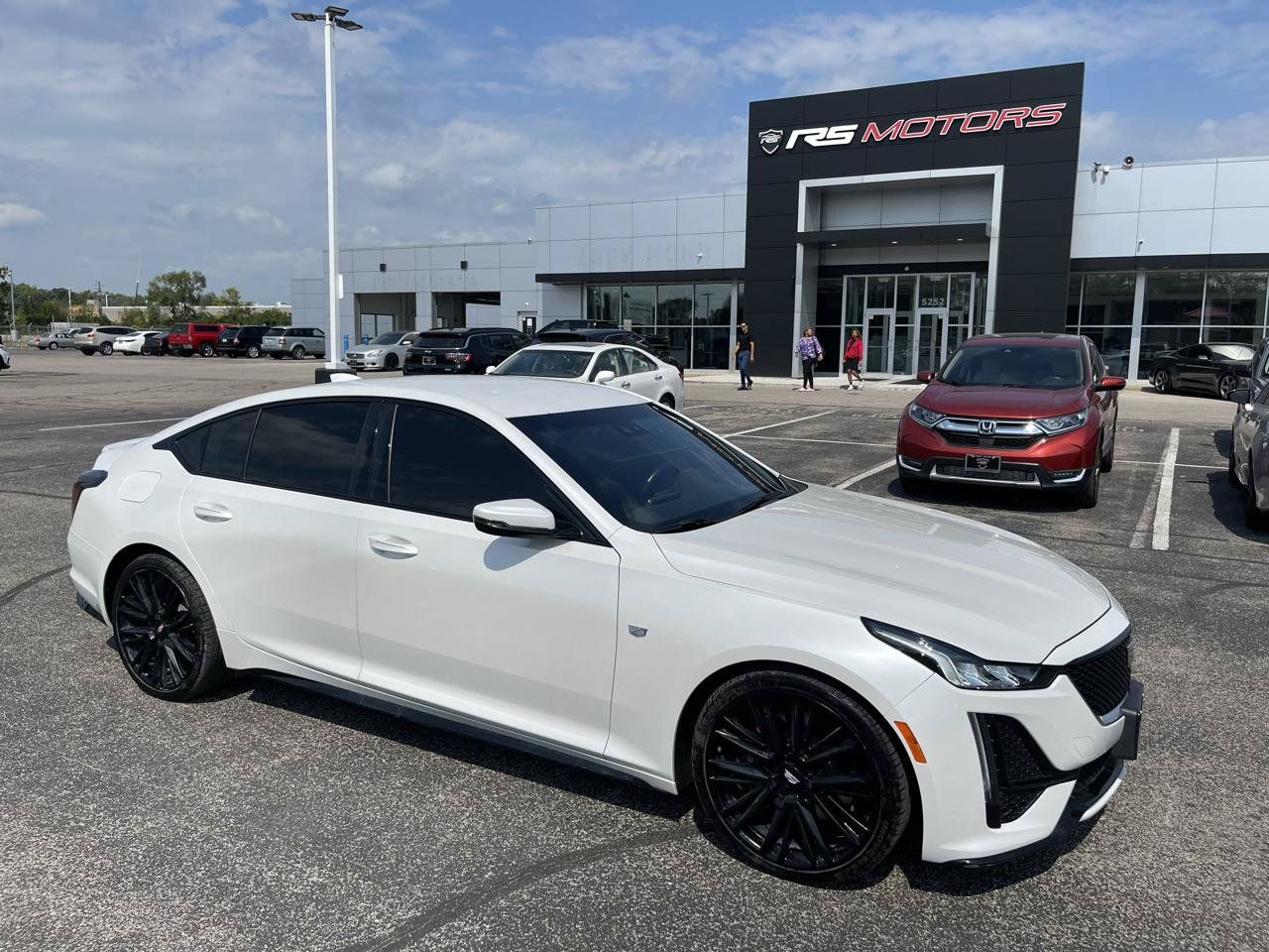 Used 2021 Cadillac CT5 Sport RWD image 2
