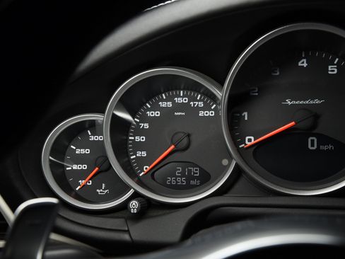 Used 2011 Porsche 911 Speedster RWD image 29