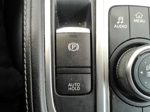 Used 2023 INFINITI QX60 Luxe image 50