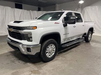 Used 2024 Chevrolet Silverado 2500 LT video 3