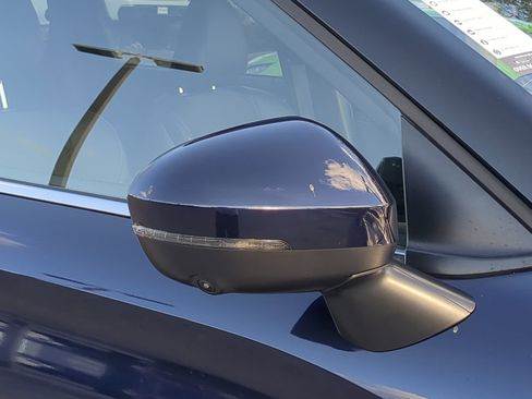 Used 2024 Mitsubishi Outlander SE Black Edition image 12