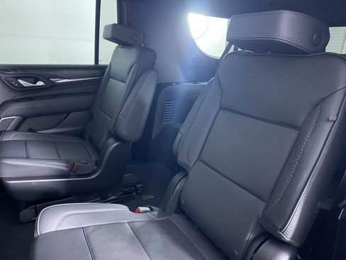 Used 2024 GMC Yukon XL Denali w/ Max Trailering Package image 14