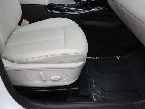 Used 2023 Kia Sorento SX image 33