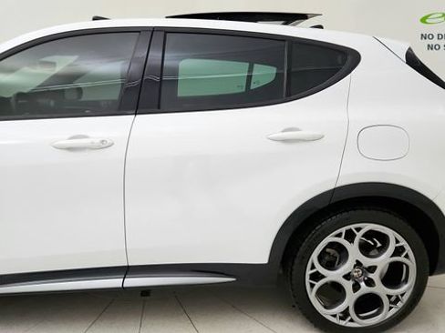 Used 2024 Alfa Romeo Tonale Ti AWD/4WD image 23