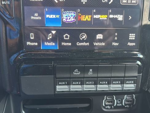 Used 2022 RAM 1500 TRX AWD/4WD image 18