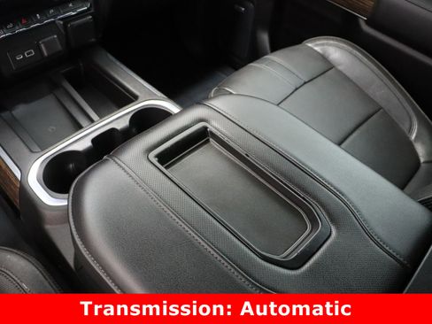 Used 2019 Chevrolet Silverado 1500 High Country w/ Technology Package image 18