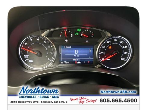 Used 2024 GMC Terrain SLE w/ Driver Convenience Package image 16