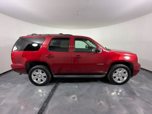 Used 2013 GMC Yukon SLE w/ Convenience Package AWD/4WD image 4