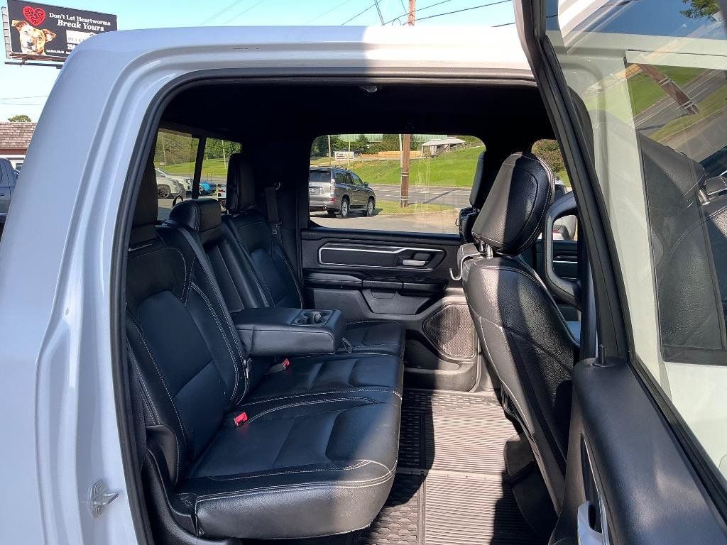 Used 2019 RAM 1500 Big Horn AWD/4WD image 11