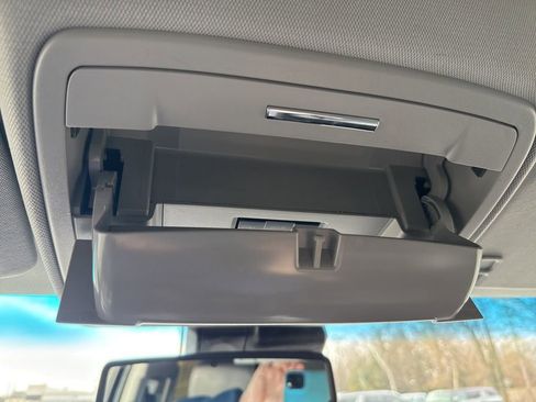 Used 2020 GMC Yukon XL SLT image 44