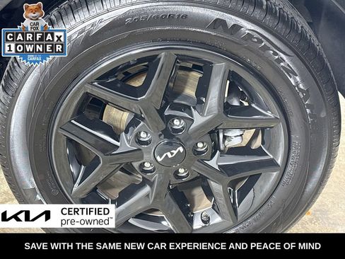 Certified 2025 Kia Soul LX w/ LX Technology Package FWD image 33