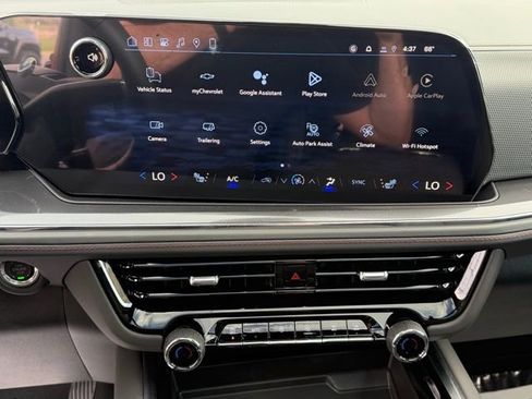 New 2026 Chevrolet Suburban RST w/ RST Capability Package AWD/4WD image 4