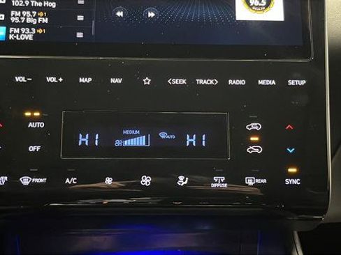 Used 2024 Hyundai Tucson Limited image 18