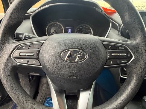 Used 2019 Hyundai Santa Fe SE image 8