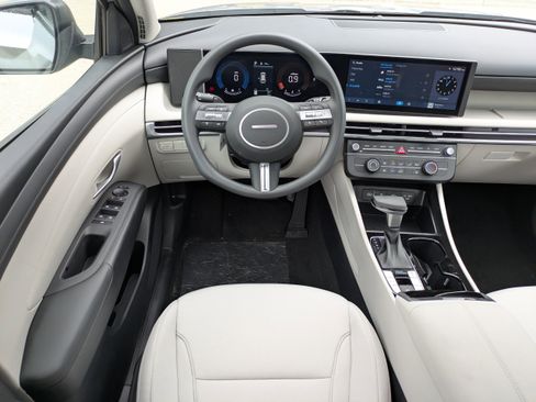 New 2026 Hyundai Tucson SE FWD image 16