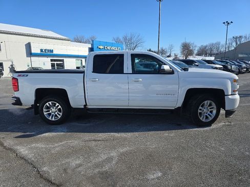 Used 2017 Chevrolet Silverado 1500 LT w/ All Star Edition image 12