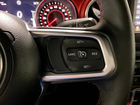 Used 2018 Jeep Wrangler Unlimited Rubicon AWD/4WD image 19