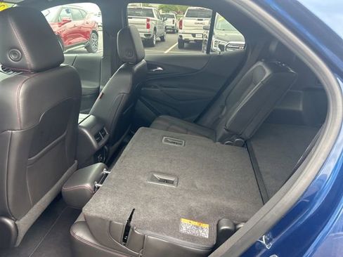 Used 2022 Chevrolet Equinox RS w/ Infotainment Package AWD/4WD image 36