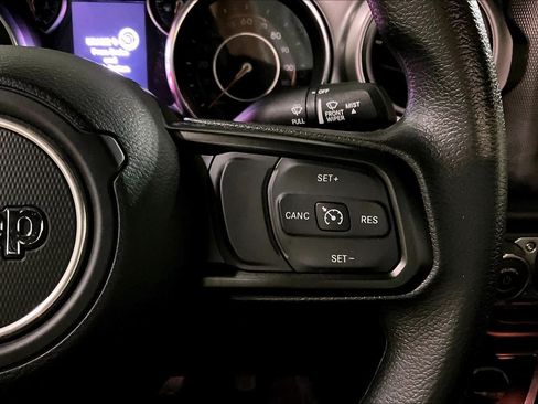 Used 2022 Jeep Wrangler Unlimited Sport AWD/4WD image 23