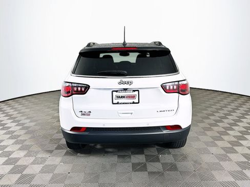 Certified 2025 Jeep Compass Limited AWD/4WD image 9