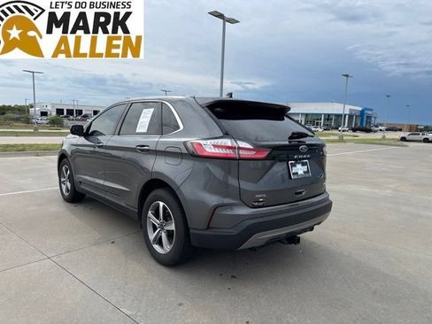 Used 2022 Ford Edge SEL w/ Convenience Package AWD/4WD image 4