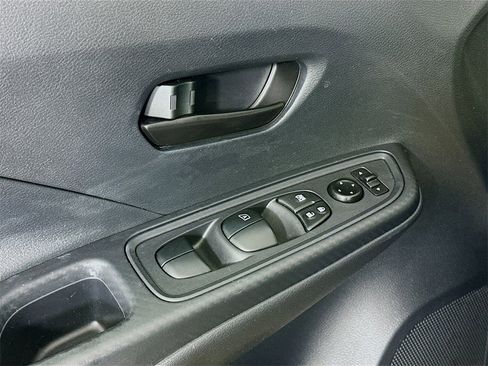 Used 2023 Nissan Versa S w/ Trunk Package image 17