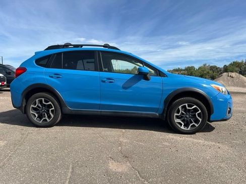 Used 2016 Subaru Crosstrek 2.0i Premium AWD/4WD image 6
