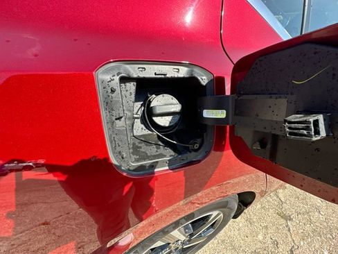 Used 2024 Nissan Sentra SV FWD image 43