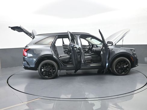 Used 2023 Kia Sorento SX image 91