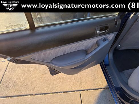 Used 2004 Honda Civic LX image 10